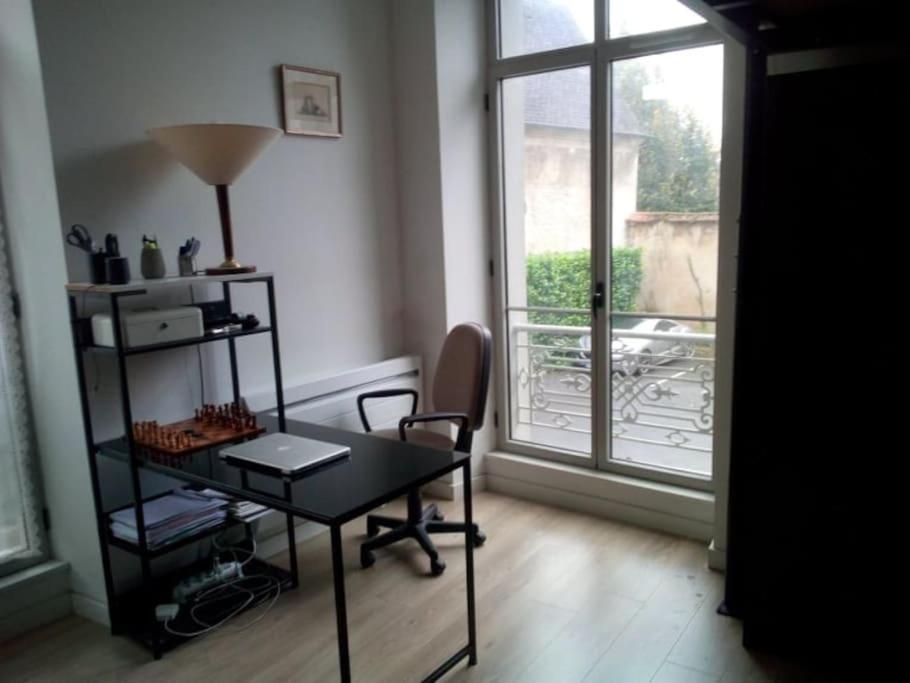 Bel Appart. / Residence De Standing / Plein Centre 샤토티에리 외부 사진